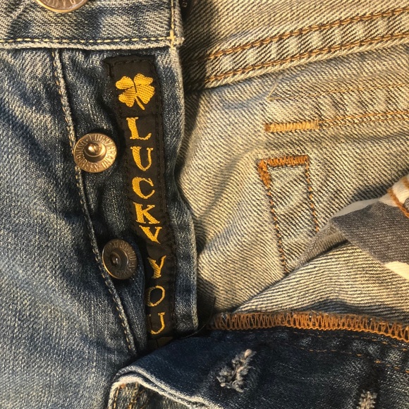 Men’s Lucky Brand, button fly jeans. Size 36x32.